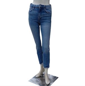 8240...Women's Zara Ankle Crop Jeans 2